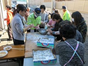 餅つき大会の様子8